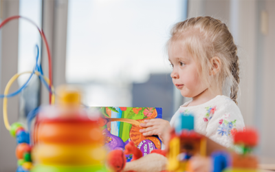 Des douces violences… à la bientraitance en petite enfance