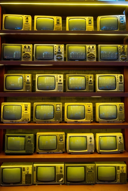 Les jeux vidéos et les écrans font désormais partie de nos maisons, parfois jusqu’à s’y installer comme de véritables colocataires. Parents, vous êtes nombreux à partager vos difficultés